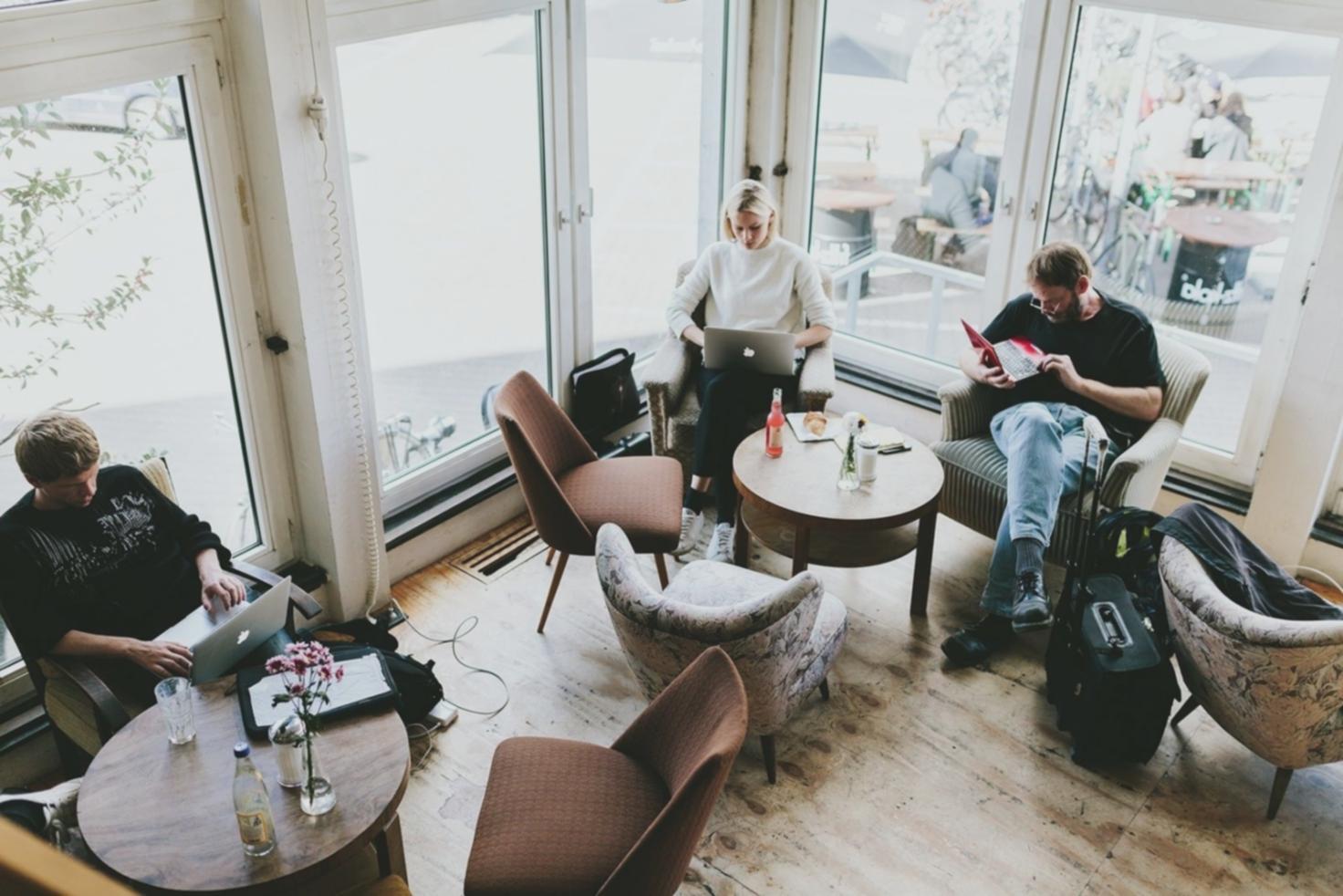 Übersicht eines strukturierten Online-Lernpfads auf der Plattform